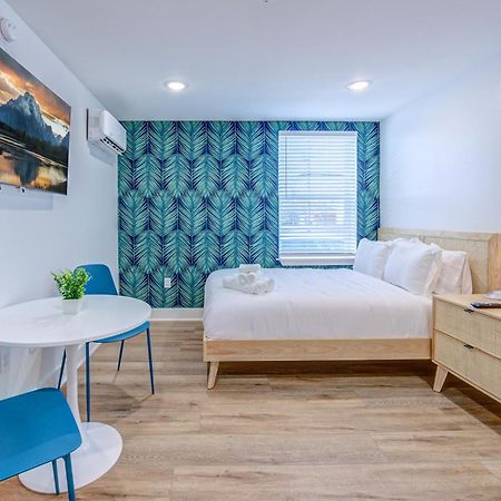 Roaring Tigers Studio Apartment Galveston Eksteriør bilde