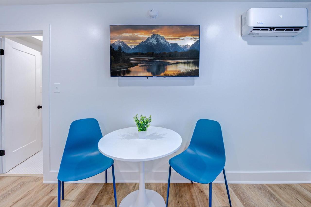 Roaring Tigers Studio Apartment Galveston Eksteriør bilde