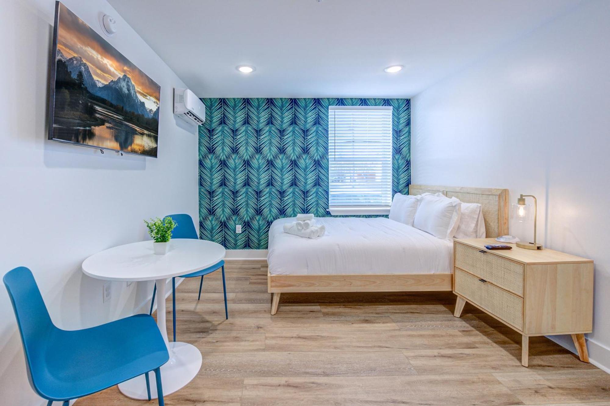 Roaring Tigers Studio Apartment Galveston Eksteriør bilde